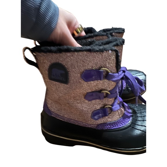 Sorel Kids Waterproof Winter Boots Purple Glitter Insulated Snow Size 2 - Picture 7 of 8